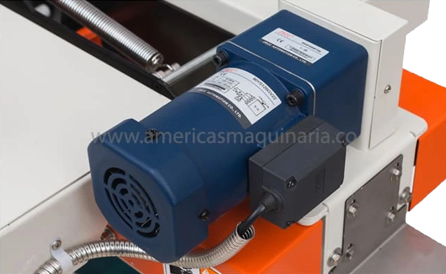 Encintadora de cajas semiautomática DOEN DBC-6050S